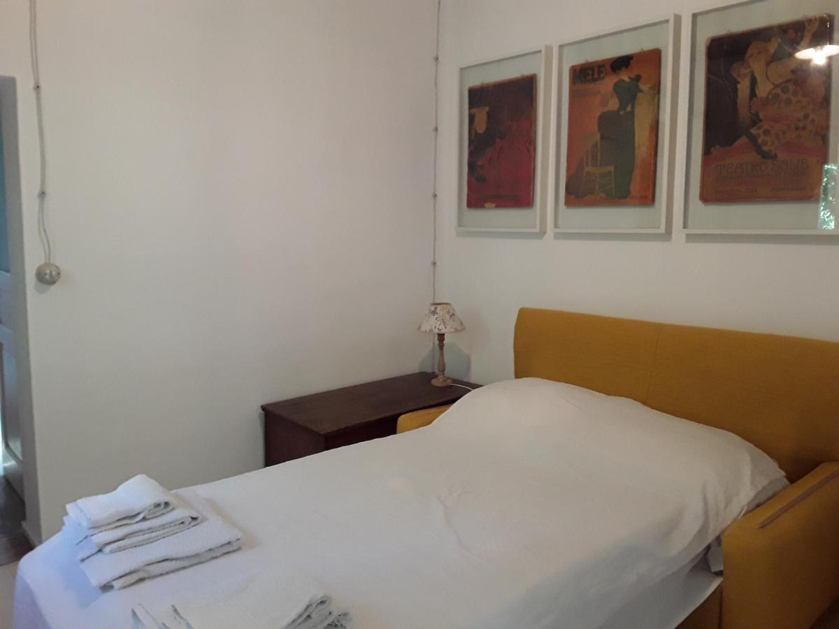 L'Albero Di Alberto Bed and Breakfast Valverde  Esterno foto
