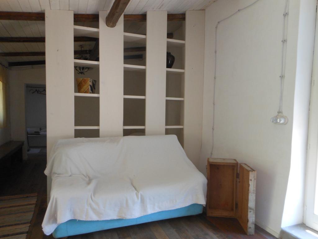 L'Albero Di Alberto Bed and Breakfast Valverde  Esterno foto